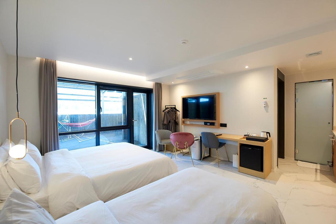 Bonathree Hotel Пусан Екстер'єр фото