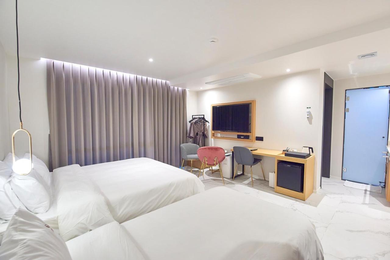 Bonathree Hotel Пусан Екстер'єр фото